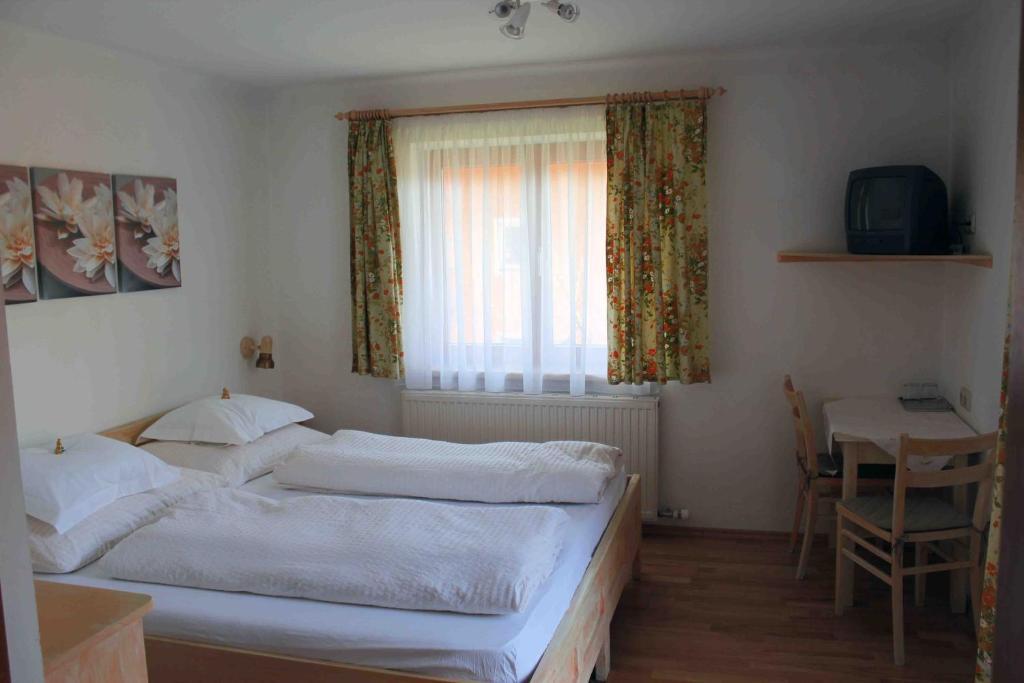 Haus Senoner Bed and Breakfast Kitzbühel Værelse billede